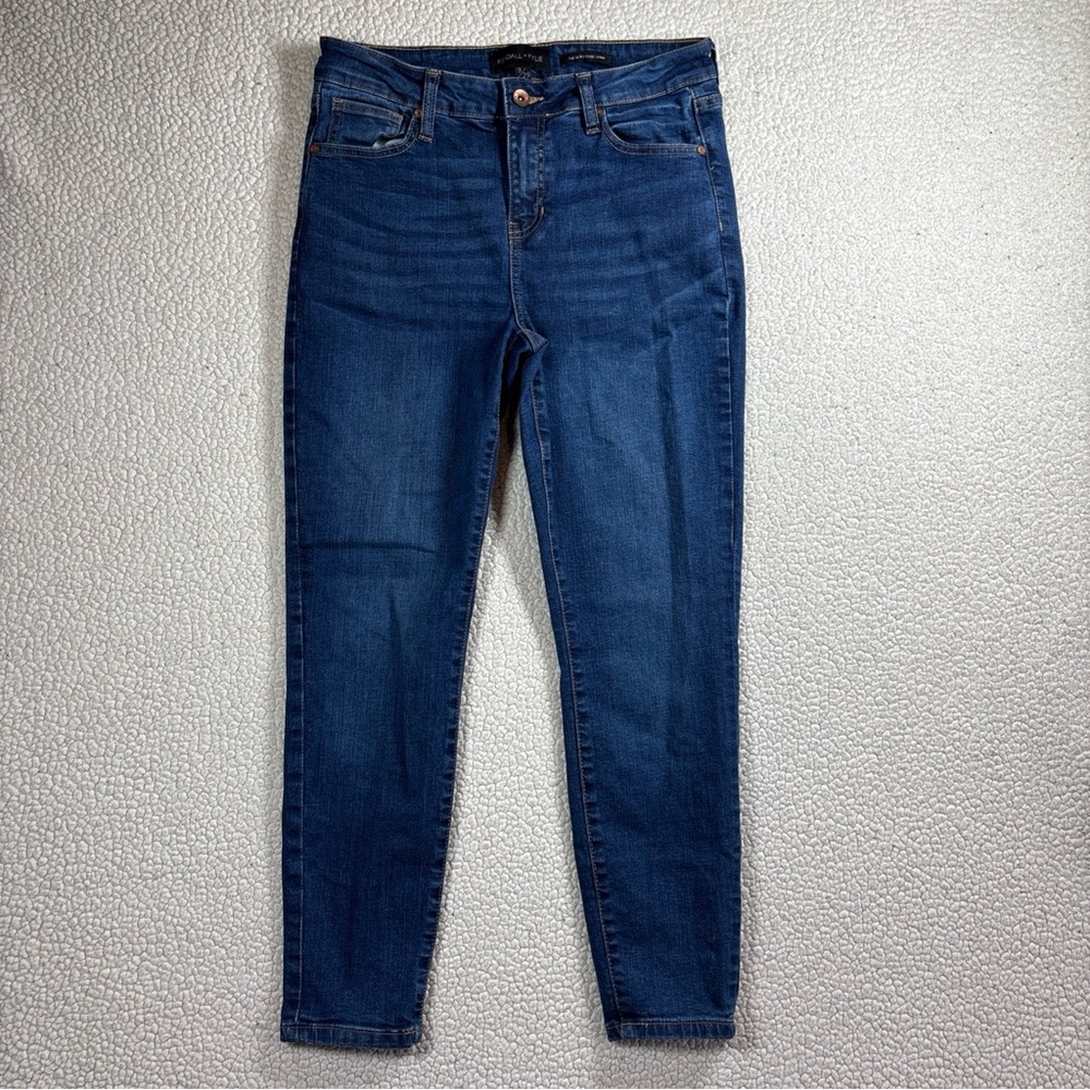 Kendall + Kylie The Ultra Babe Skinny Women’s Size 9/29 Stretch Dark Wash Jeans